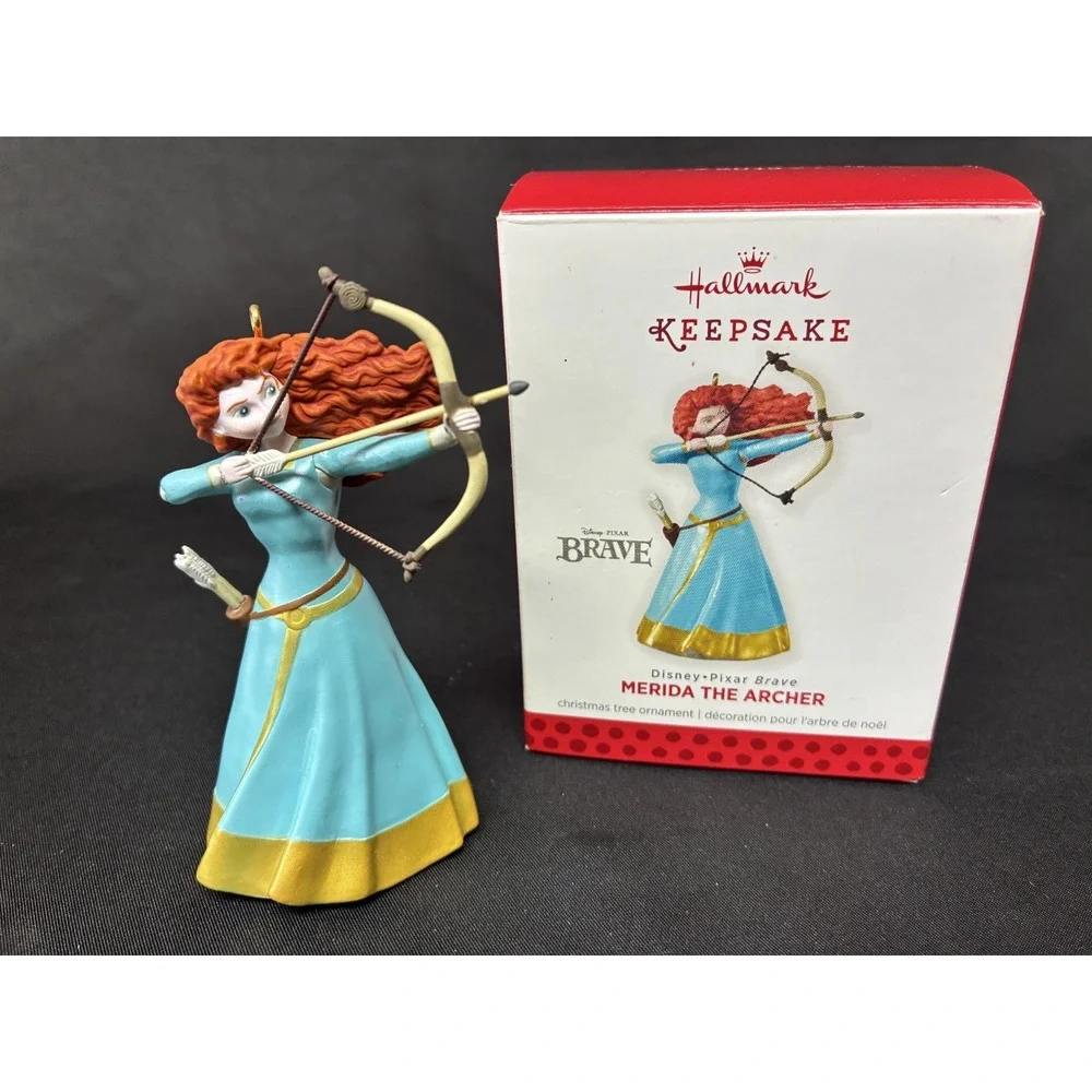 2013 Hallmark Keepsake Disney Pixar Brave Merida The Archer Ornament QXD6822